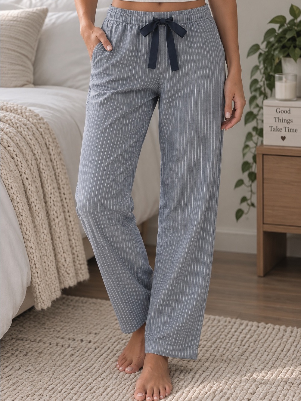 💙 Abercrombie & Fitch | Blue Pinstripe |100% Cotton | Medium | Lounge 🤍